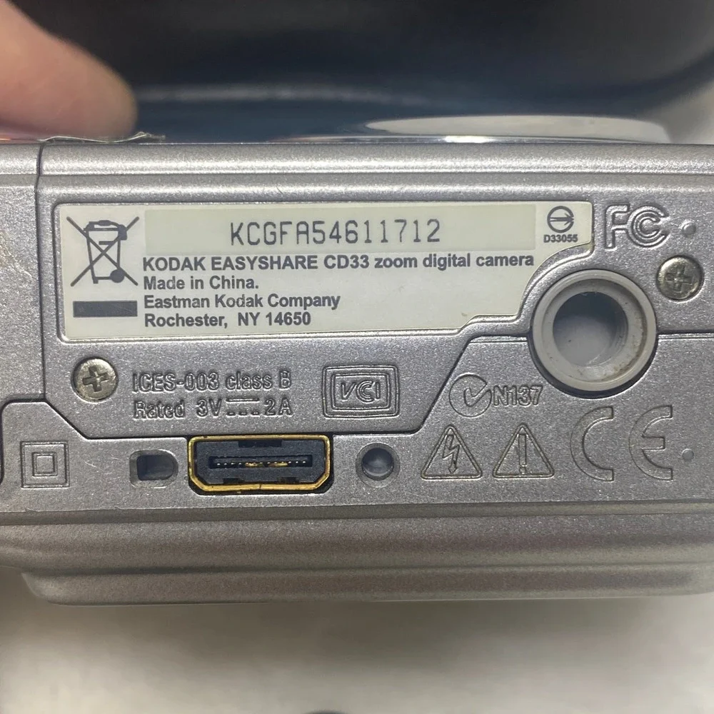 KODAK EASYSHARE‎ DIGITAL CAMERA CD33 SILVER ZOOM NON-WORKING